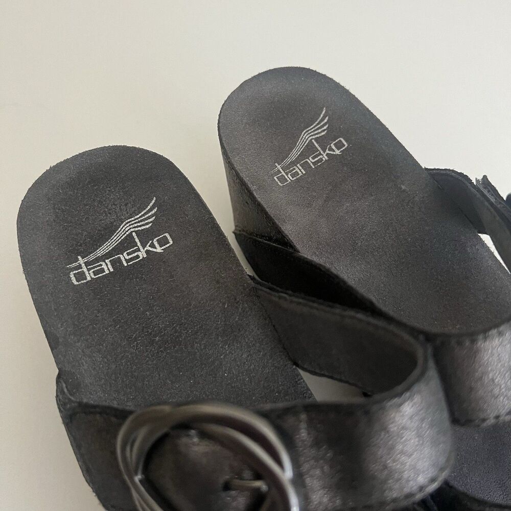 Dansko Women’s Susie Wedge Sandals Size 39 8.5/9 Leather Graphite Metallic Suede - Picture 4 of 9